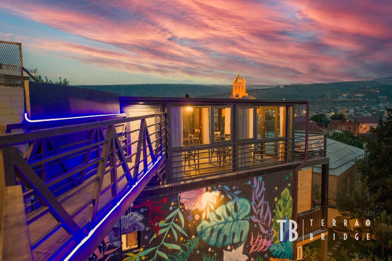 Hotel Terra Bridge Tiflis Exterior foto